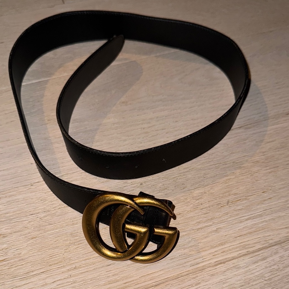 New Gucci Black Belt with Gold GG Buckle - Picture 1 of 5